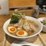 麺屋 いえろう - 味噌ラーメン特製のせ