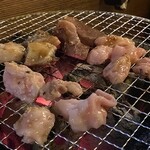 炭火七輪焼肉 てげ屋ホルモン - 