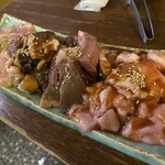 炭火七輪焼肉 てげ屋ホルモン - 
