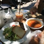 ベーカリー＆テーブル 東府や 足湯カフェ - 