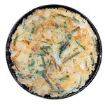 セント - チジミ（ニラジョン）

<ニラといくつかの野菜をミックスした当店おなじみの基本のチジミです！>

900円（税込）