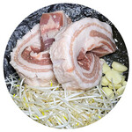 セント - サムギョプサル（豚肉野菜盛付）

<2人前よりご注文>

1人前1600円
