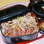 ビフテキ重・肉飯 ロマン亭 - ロマン亭 錦重 (￥1,430)