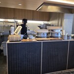 ハンバーグ嘉 - 羽釜で炊いたご飯はおかわりできます