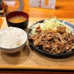 肉のやま金 - やま金豚盛り大盛り