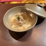 T - 近江牛のつあれ椀～蟹と柚子仕立て