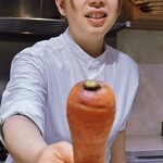 Haruka Murooka - 静岡県富士宮市から届いた紅奏人参（べにかなで）