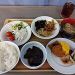 ホテルマイステイズ - 料理写真:朝食ビュッフェ。