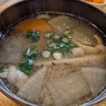 サカナとニク オモカジキッチン - 具だくさんの豚汁