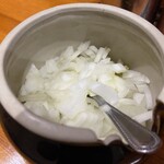 ラーメン 盛太郎 - 無料で玉ねぎのセルフトッピングができる