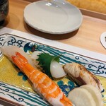 Sushi Yamaken Shinjuku Higashiguchi Ten