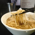 煮干し中華そば のじじR - 麺リフト