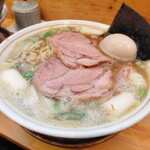 中華そば 葉山 - ●チャーシュー2枚中華そば