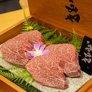 【和牛ヘレ肉】肉厚でフォークで割く柔らかさ『きみや』スタイル