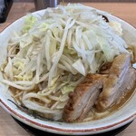 ラーメン豚山 - 料理写真:
