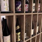 藏 みそら屋 錦糸町 - 日本酒飾ってある