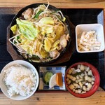 昭和ホルモン食堂 - 