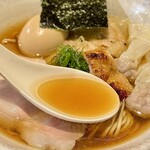 ジャパニーズ ラーメン 五感 - 