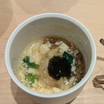 鮨結う遥 - 残り半分の茶碗蒸し→ごはんと海苔醤油を入れかき混ぜ食す