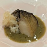 鮨結う遥 - あわびは肝ソースで…