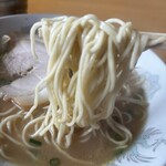宝来軒 - 400円の麺です
