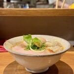 ジャパニーズ ラーメン 五感 - 
