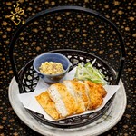 北海道 海の幸・山の幸 彩葉 - ふわふわホッケフライと特製タルタルソース