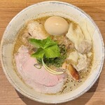 ジャパニーズ ラーメン 五感 - 