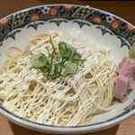 北千住煮干中華蕎麦 かれん - 牛脂とわさびの和え玉