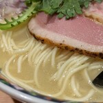 北千住煮干中華蕎麦 かれん - 鱈白湯蕎麦