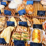 ヨシヒロ イケダ - 