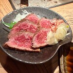 北新地 すがはら - 2月〜新メニュー！
「ウチヒラのたたき」です。
特製ダレに少し漬けたタタキを是非ご賞味ください！