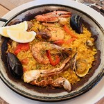 Bar Espanol LA BODEGA - 魚介のパエリャ