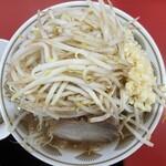 ラーメン もっけだの - 『ラーメン 朝食セット(ライス大盛・野菜マシマシ・背脂普通・ニンニクあり)＋A賞特典』のハーフラーメン