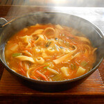 手造りほうとうあずま - ほうとうあずまの定番の味！「野菜ほうとう」