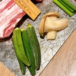 PRETTY PORK FACTORY - 