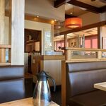 とんかつ 神楽坂 さくら - '26/02/03 入って左の席から右奥を見る