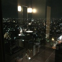オーヴェスト - メトロポリタンホテル25Fからの夜景の一部。