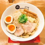 RAMEN ぶろす - ハッピーポークの脂そば