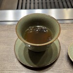 USHIGORO S. - 黒トリュフとスッポンの牛コンソメ