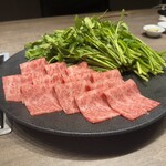 USHIGORO S. - 厳選部位のしゃぶしゃぶ