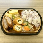 グリーングルメ - 料理写真:五彩弁当（ひれカツ・鶏チーズ）