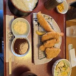 豚福亭 - 海老フライ&ヒレかつ定食（3枚）ごはん大盛
