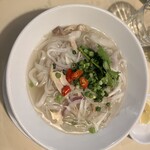 サイゴンレストラン - 鶏肉フォー