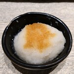 鳥さき - 口直しの大根おろし(お好みで出汁醤油)