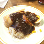 三徳らーめん - おでん 最近は味噌おでんと言うそうです。餃子天、糸こんにゃく、卵