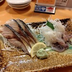 や台ずし - 炙り〆さばと生げそ刺アップ