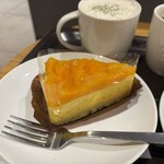 スターバックスコーヒー - オレンジケーキも、バリ旨なりね(*'▽'*)