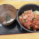魚丼 - 料理写真: