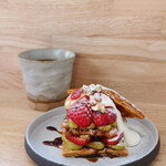 Day - 季節限定 苺のミルフィーユ（ドリンク込）（2500円）